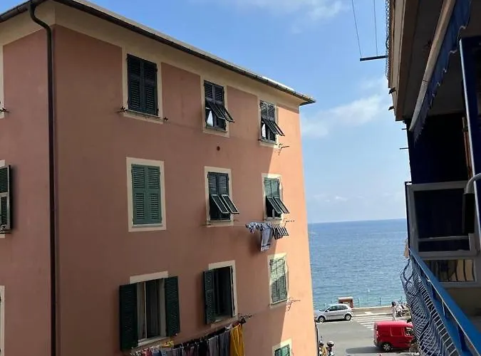 Casetta Sopra Il Mare * Genoa